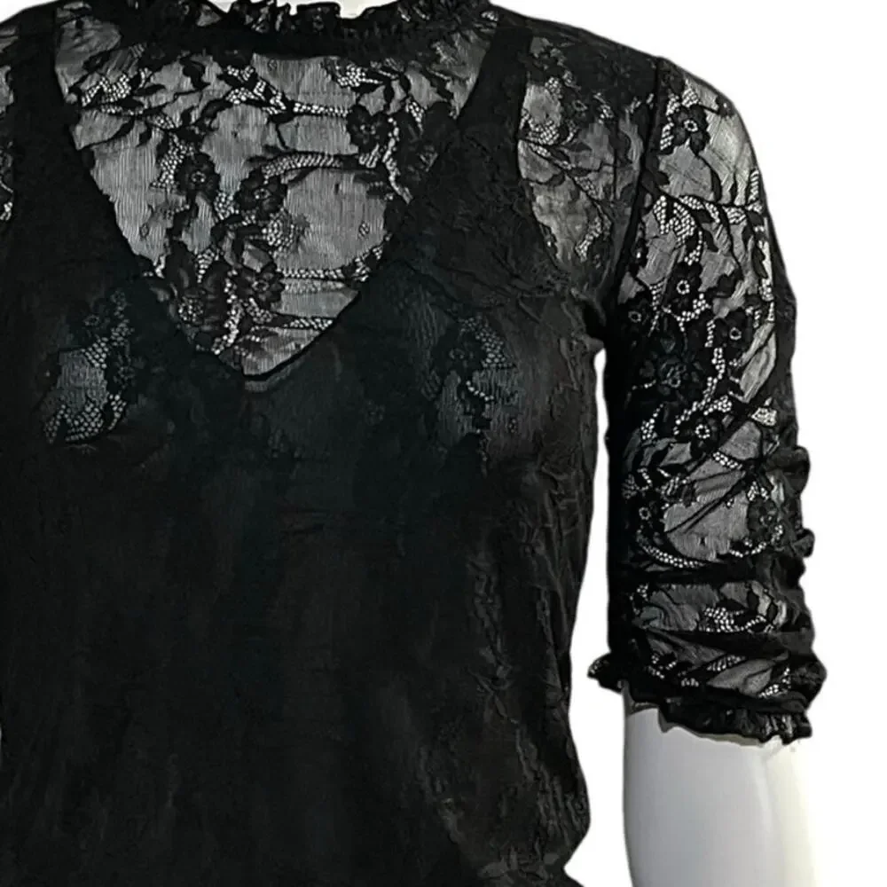 By Anthropologie Womens VNeck Lace Ruched Sleeve Blouse Size Extra Small